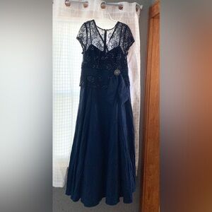 Navy Blue Lace Maxi Dress